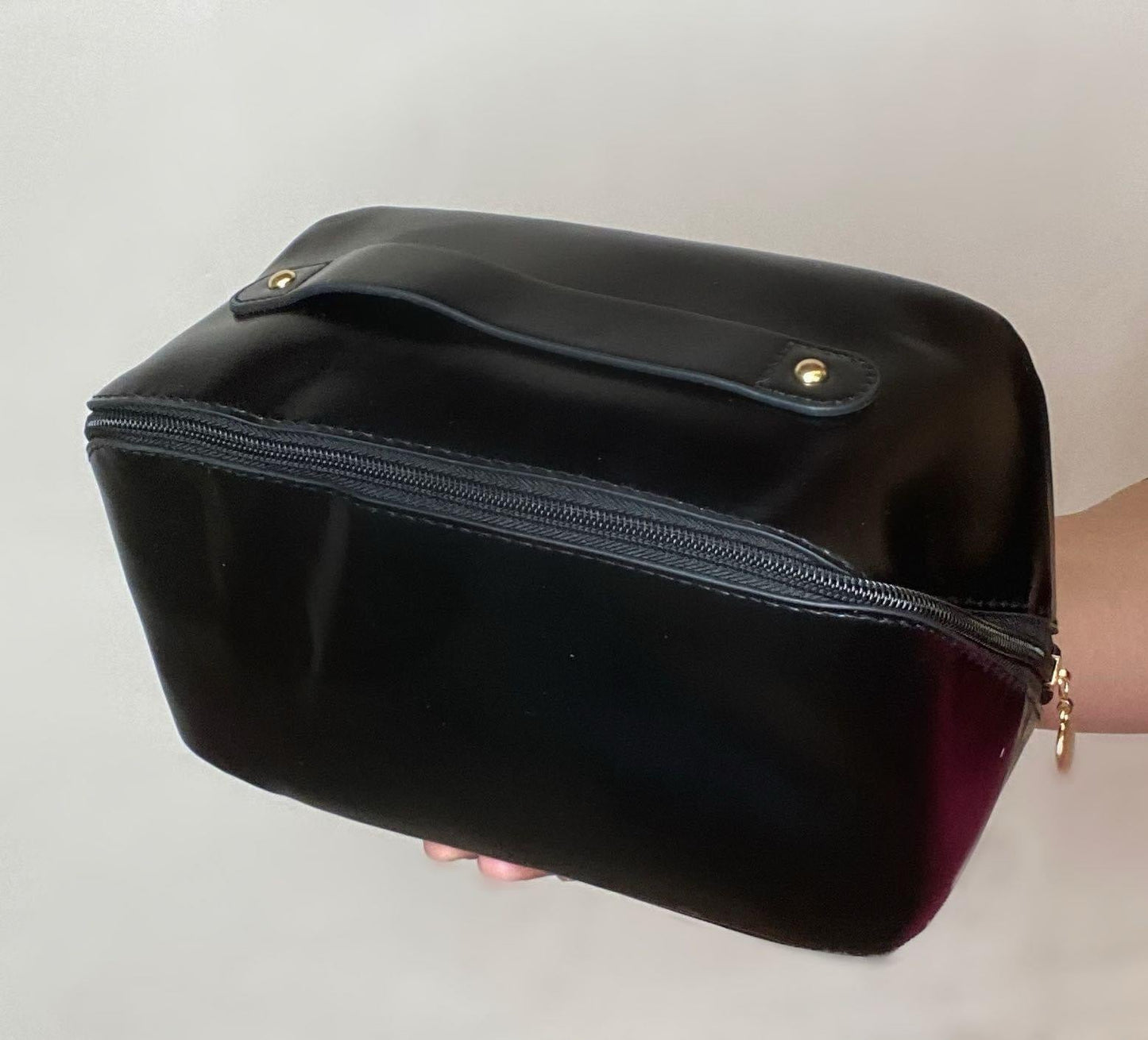 Zip around cosmetic case- PLAIN