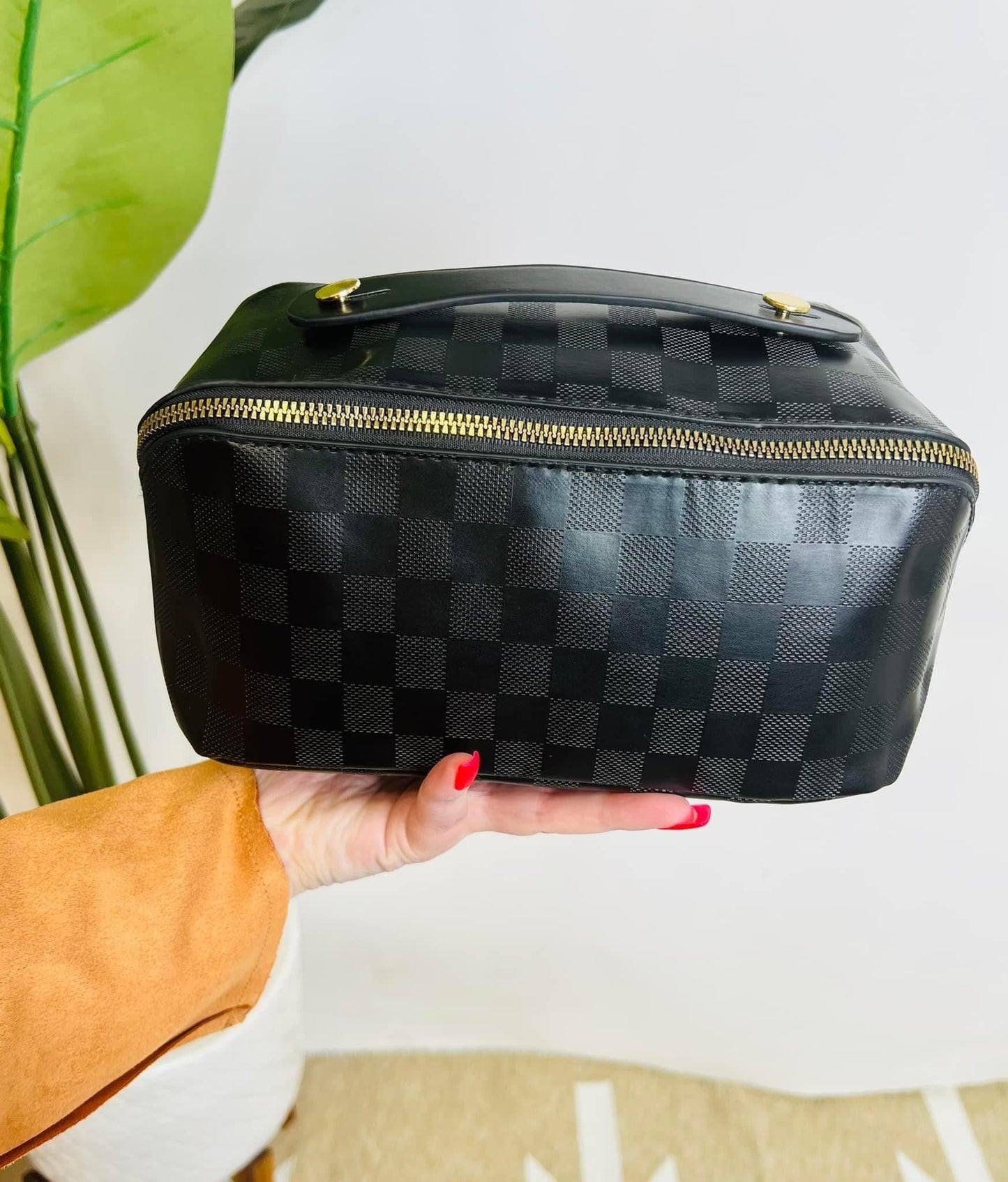 Zip Around Make up Case